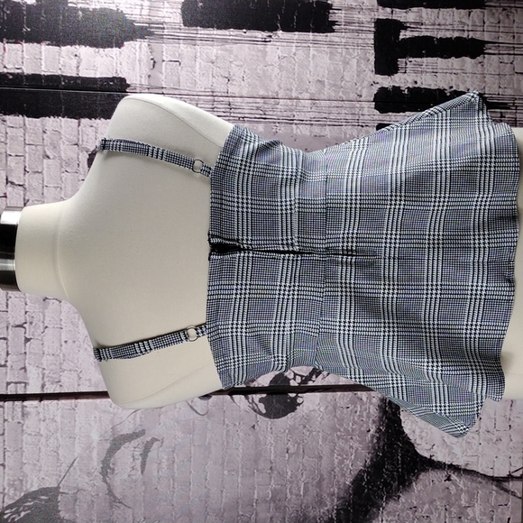 Torrid Black & White Plaid Houndstooth Bengaline Peplum Cami NWOT - Picture 5 of 5